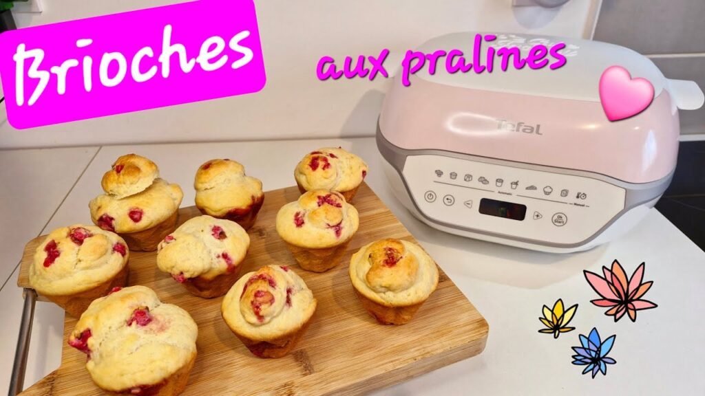 Photographie de 9 mini brioches aux pralines roses réalisées au cake factory infinity de Tefal