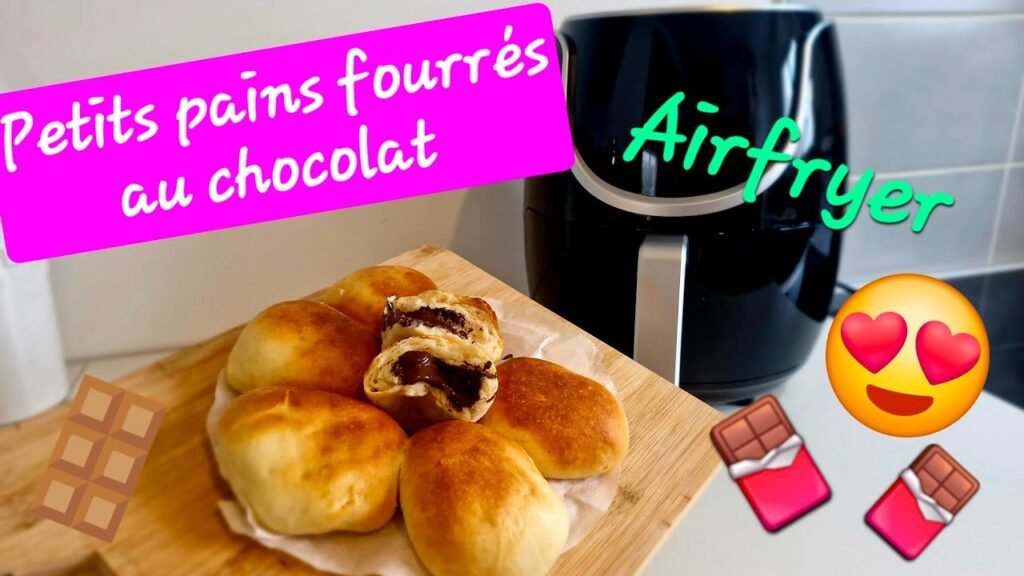 Photographie de petits pains ai lait fourrés au chocolat réalisés à l'airfryer