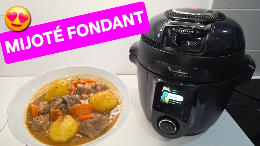 Photographie d'un plat complet : un mijoté de porc avec carottes, pommes de terre et sauce nappante réalisé facilement au Cookeo infinity de Moulinex