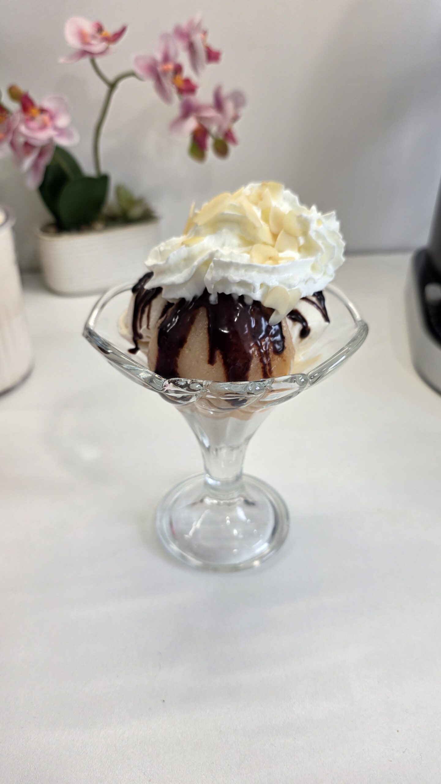 Glace poire belle Hélène à la machine à glace ninja creami deluxe