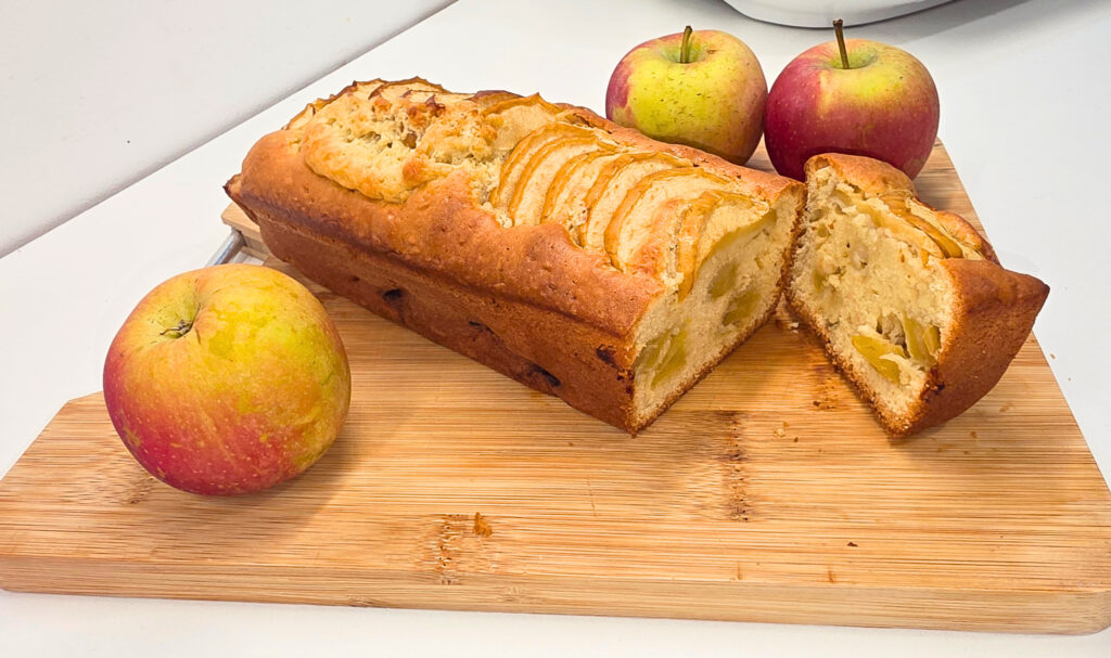 Cake aux pommes au cake factory infinity de Tefal